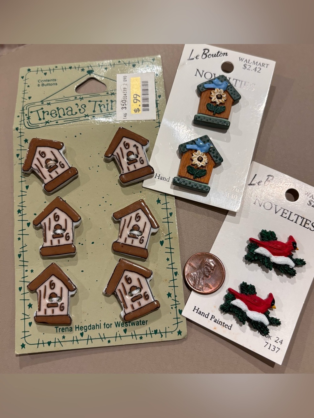 Vintage Assortment Birdhouse Bird Buttons